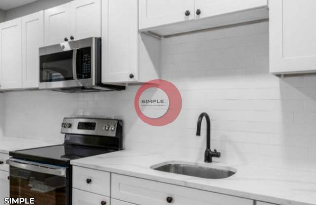 4 Bedroom / 1 bathroom house - 1444 Cotton Street, Reading, PA 19602