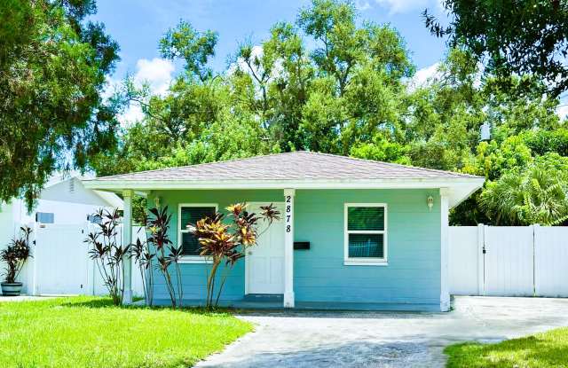 2878 26th Ave N photos photos