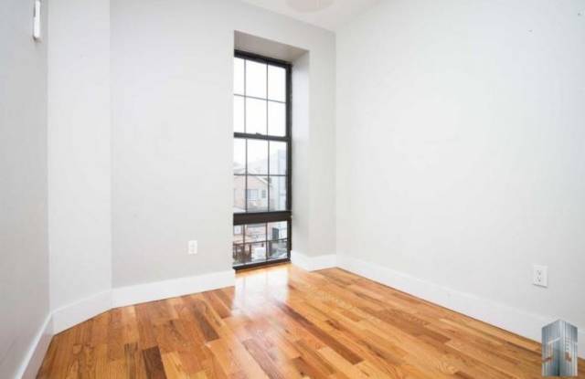 1002 Halsey ST Gallery 2
