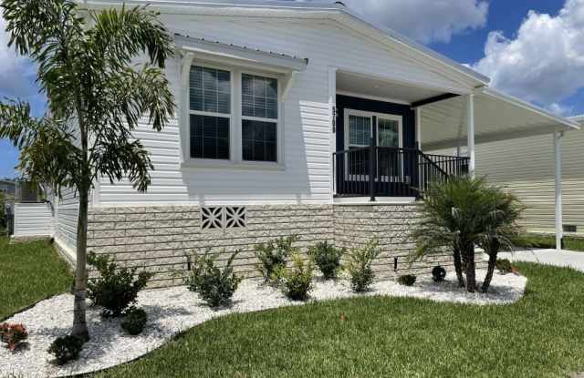 5709 Blue Harbor Drive Gallery 1