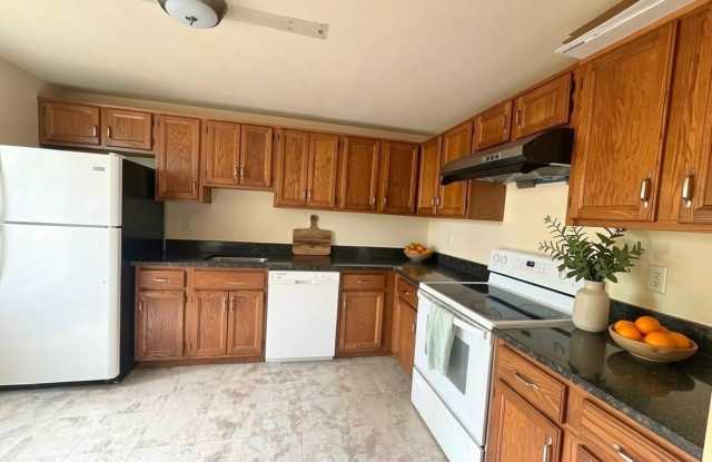 10508 SMITHY Court Gallery 4
