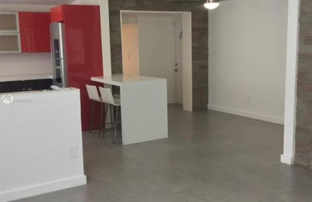 1551 Oakwood Drive Gallery 3