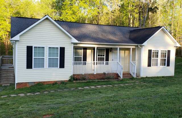 Fantastic Graham Home For Rent! photos photos