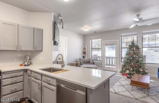 8450 Pointe Road photos photos