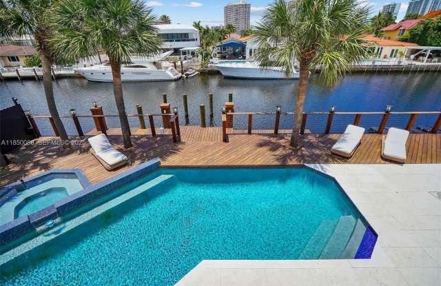 3343 Northeast 166th Street photos photos