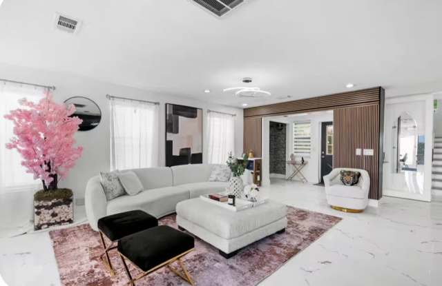 12417 S Indian River Drive Gallery 1