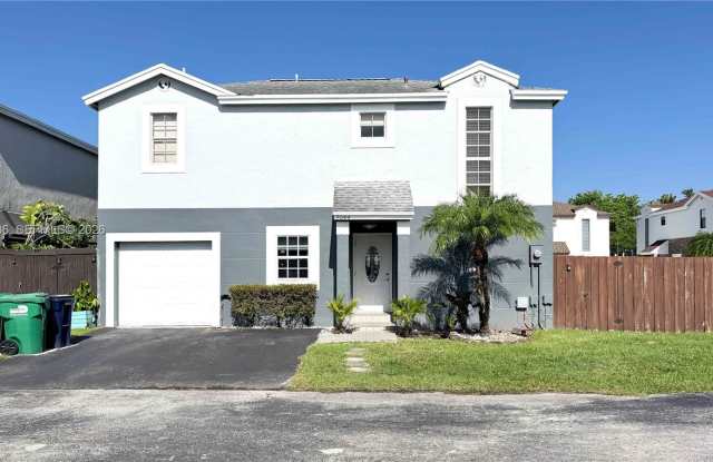 9044 Southwest 148th Court Gallery 1