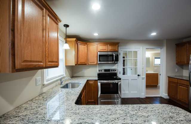 166 Summer St Southington - 166 Summer Street, Hartford County, CT 06479