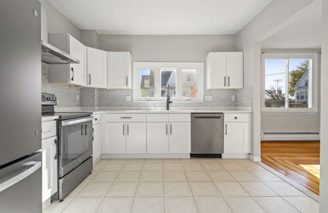 Nice 5 bed in Medford photos photos