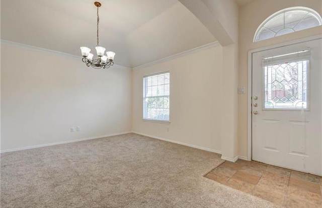 1302 Heather Brook Drive Gallery 2
