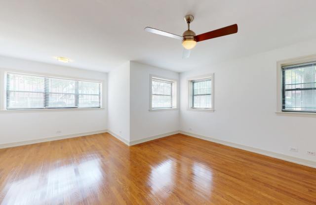 5234-5244 S. Ingleside Ave. Gallery 3