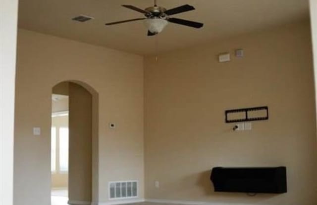 1733 Sully Court Gallery 3