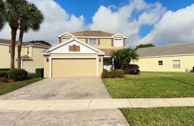 4 BR 2.5 BA HOME VICTORIA GROVES SUBDIVISION photos photos