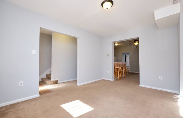 215 S St NW APT MAIN Gallery 3