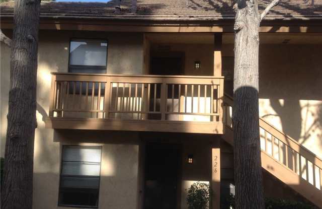 227 Orange Blossom - 227 Orange Blossom, Irvine, CA 92618