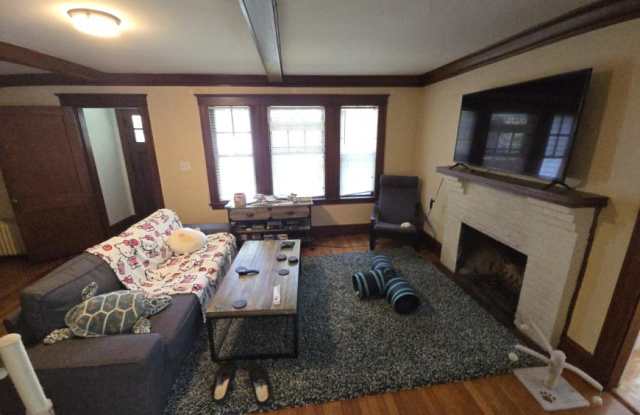 281 Lowell Ave. photos photos