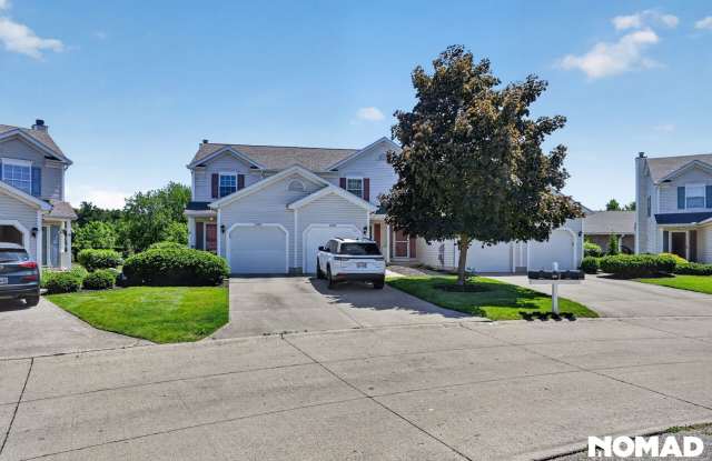 Charming 2BR Townhome in North Ridgeville photos photos
