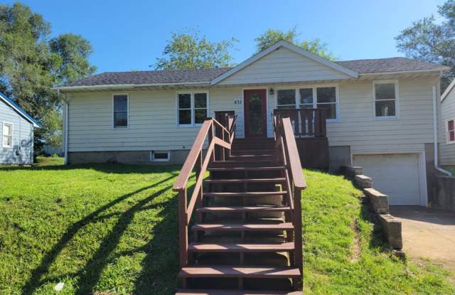 4 bedroom 2 bathroom house with a basement for rent photos photos
