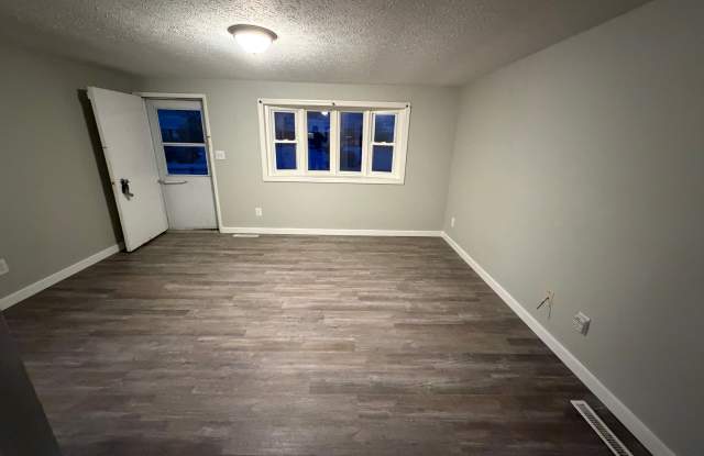 1609 Marvin Drive photos photos