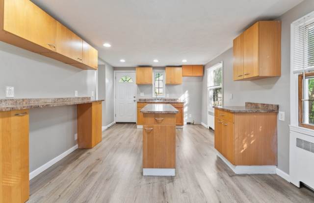 Charming 3-Bed, 1.5-Bath Home with Modern Upgrades on a Serene Street! Gallery 2
