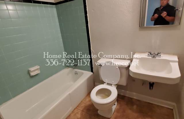 Cambridge Apartments | 605 W. 23rd Street Apt A Gallery 4