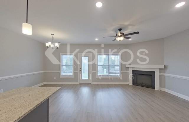 3709 Oak Leaf Way Gallery 2