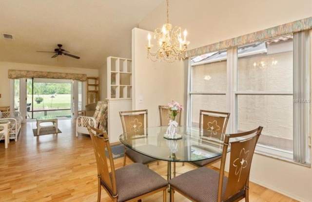 1013 Knoll Wood Court Gallery 4