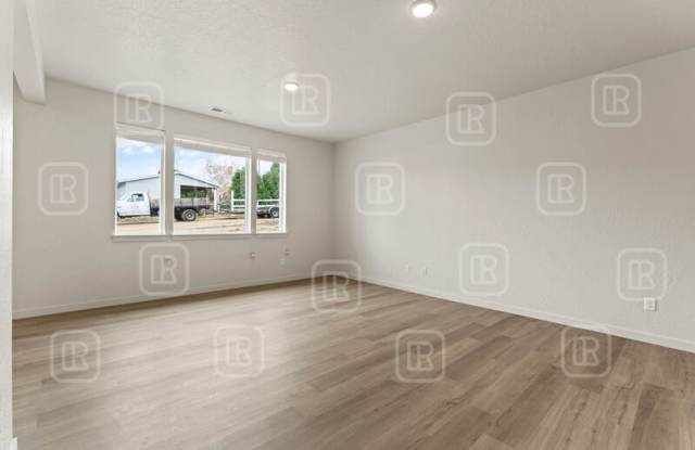 213 South Grady Lane - 1 Gallery 4