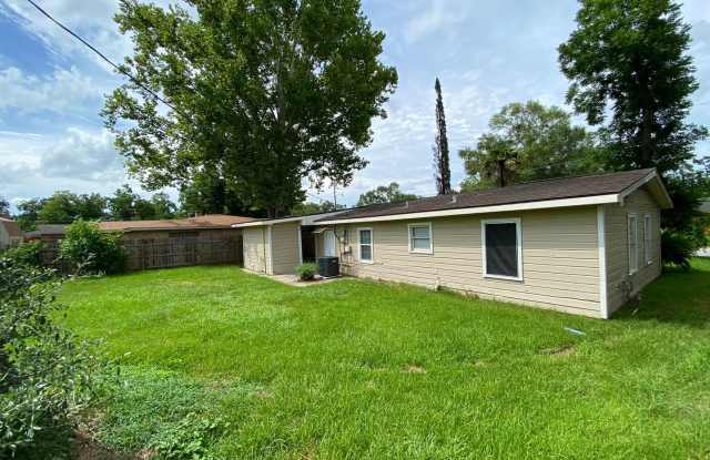 403 Bluebonnet ORANGE, TX 77630 photos photos