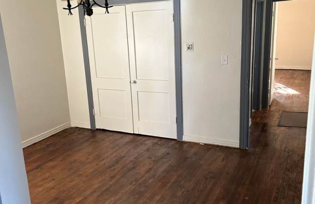 3407 Lillian Stt Gallery 3