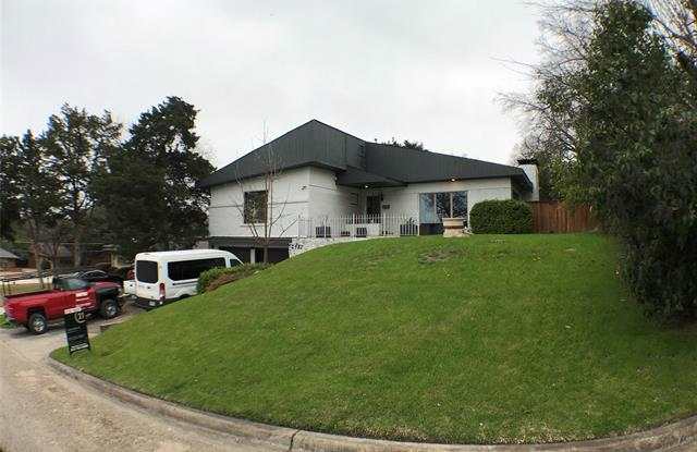 2512 Delmac Drive Gallery 2