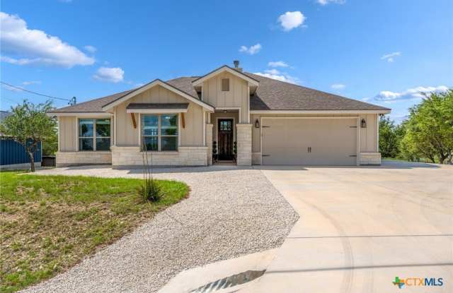 876 Primrose Path Gallery 1