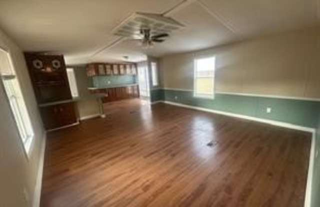 1608 Pine Lake Drive Gallery 3