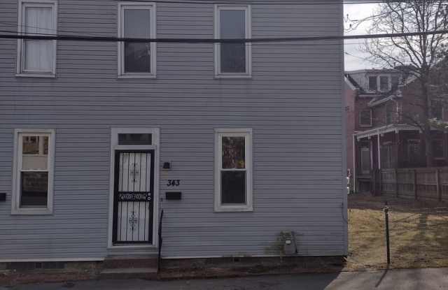 343 Rennig Street Gallery 2