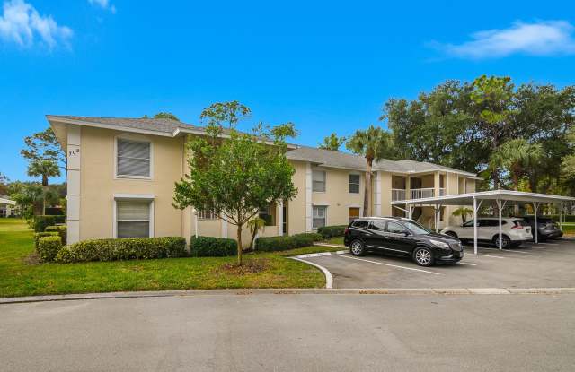 Berkshire Lakes, 2nd Floor, Corner Unit for Annual Lease photos photos