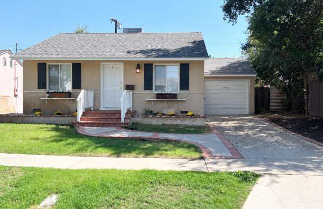 5930 Hesperia Avenue Gallery 1