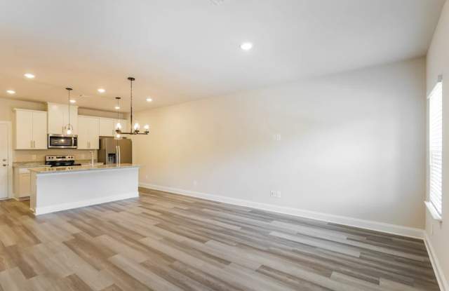 174 Maybrook Dr Gallery 4