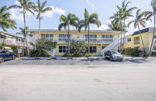 CENTRALLY LOCATED RENOVATED 1 BED 1 BATH CONDO WITH PARKING photos photos