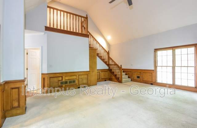 330 Banyon Brook Pt Gallery 3