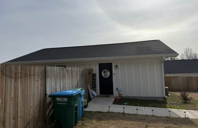 223 Charlotte Place photos photos