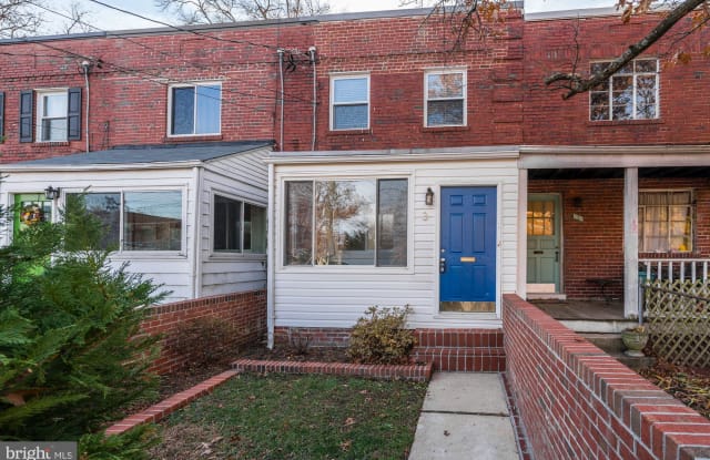 3 CLIFFORD AVENUE - 3 Clifford Avenue, Alexandria, VA 22305