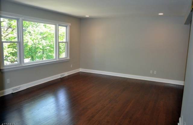 176 Yawpo Ave Gallery 3