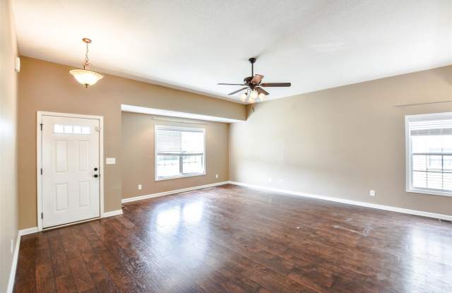 Ranch with Bonus in Fox Crossing! Gallery 4