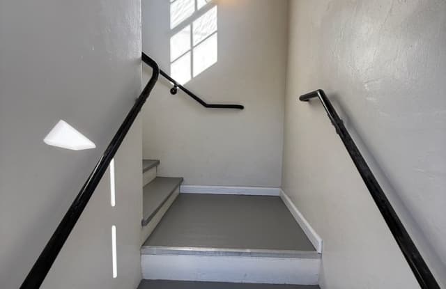 Old Orcutt Home-Recently Updated Upstairs Single Level Over Garage with Private Yard Gallery 3