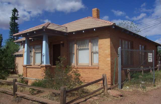 Great Winslow Rental photos photos