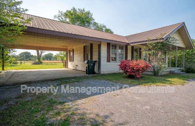 2208 Old Gurley Pike photos photos