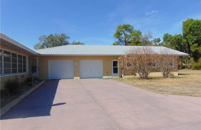 1092 Riverbend Drive Gallery 4