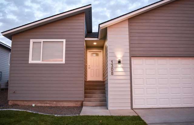 1308 North Coach Drive - 1308 North Coach Drive, Spokane Valley, WA 99016