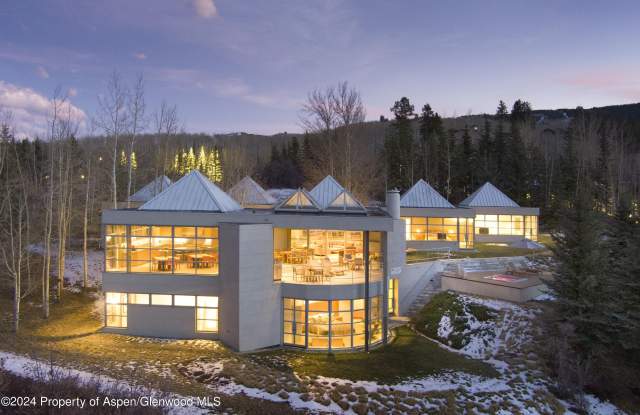 821 Cluny Road photos photos