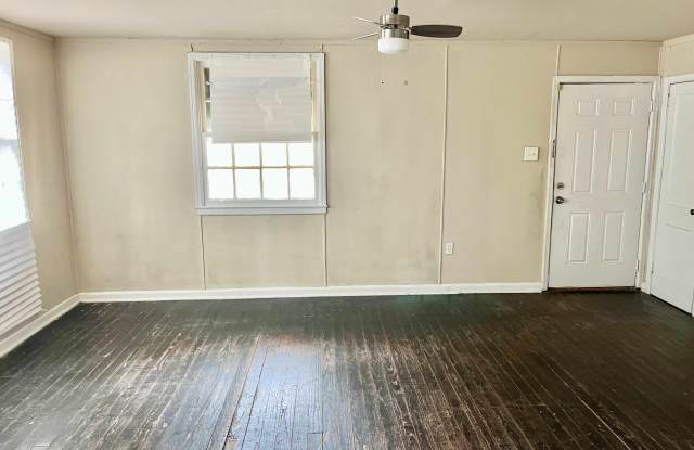 3322 Greenwell Street photos photos